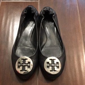 Tory Burch Reva Flats in Black Size 6.5